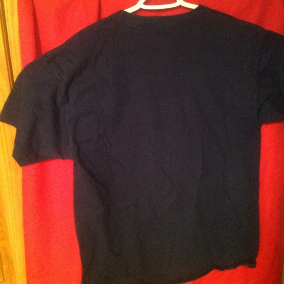 Norte Dame tshirt - Picture 2 of 3